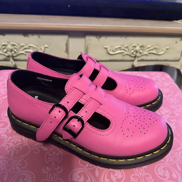 Dr. Martens Pink Flats - Picture 2 of 5